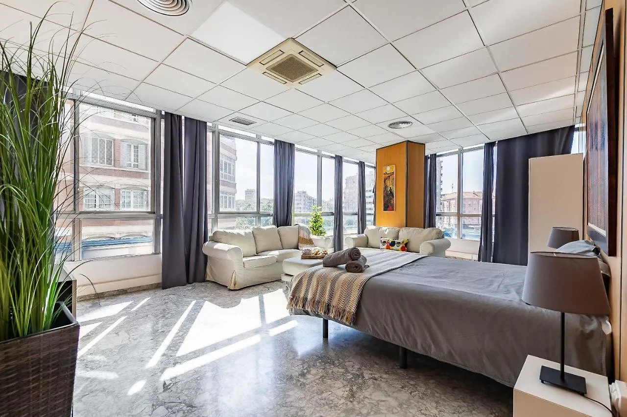 Grand Soho Ofihouse Malaga Apartamento